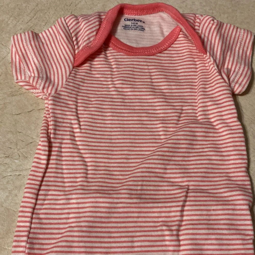 Set of 4 girls onesies size 3-6 months